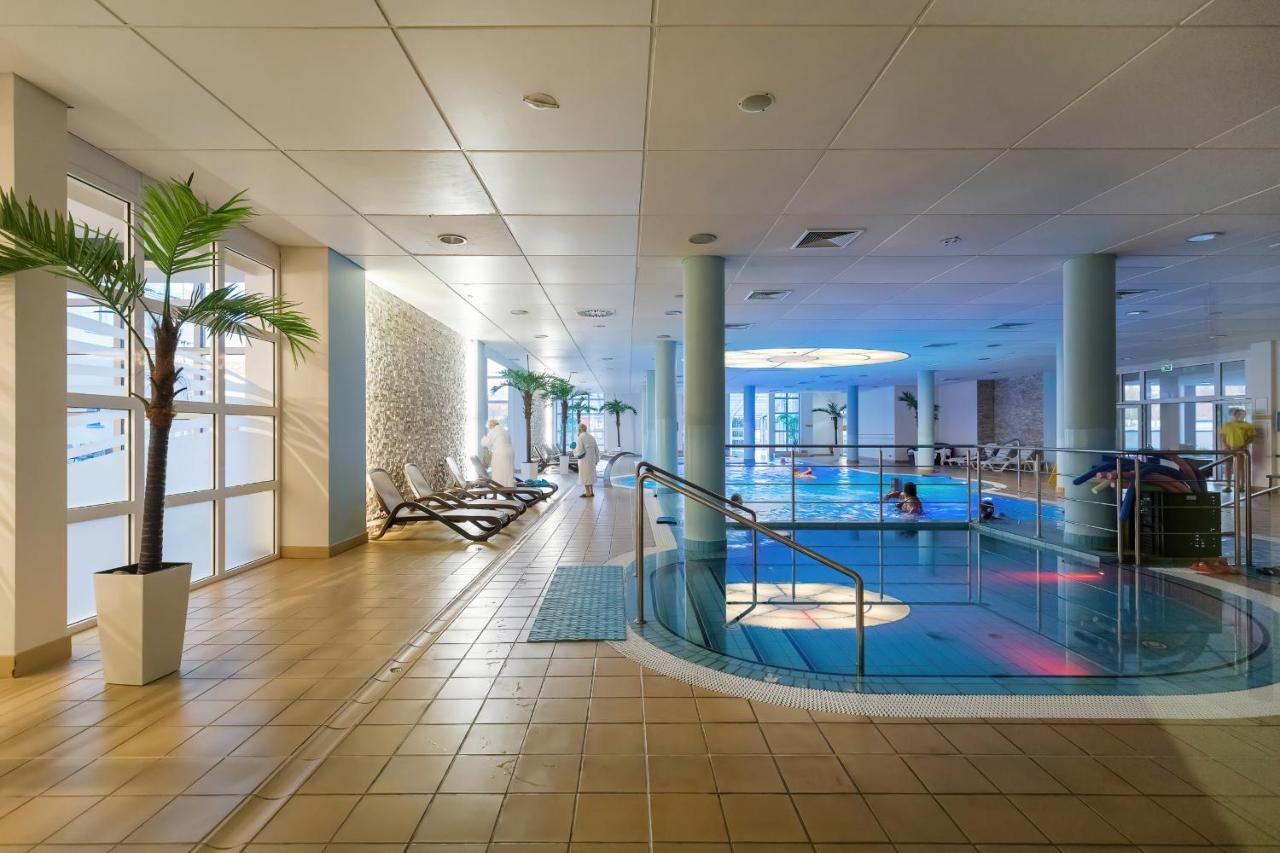 4Star Hotel With Pool - Pet-Friendly Apartment By Noclegi Renters コウォブジェク エクステリア 写真